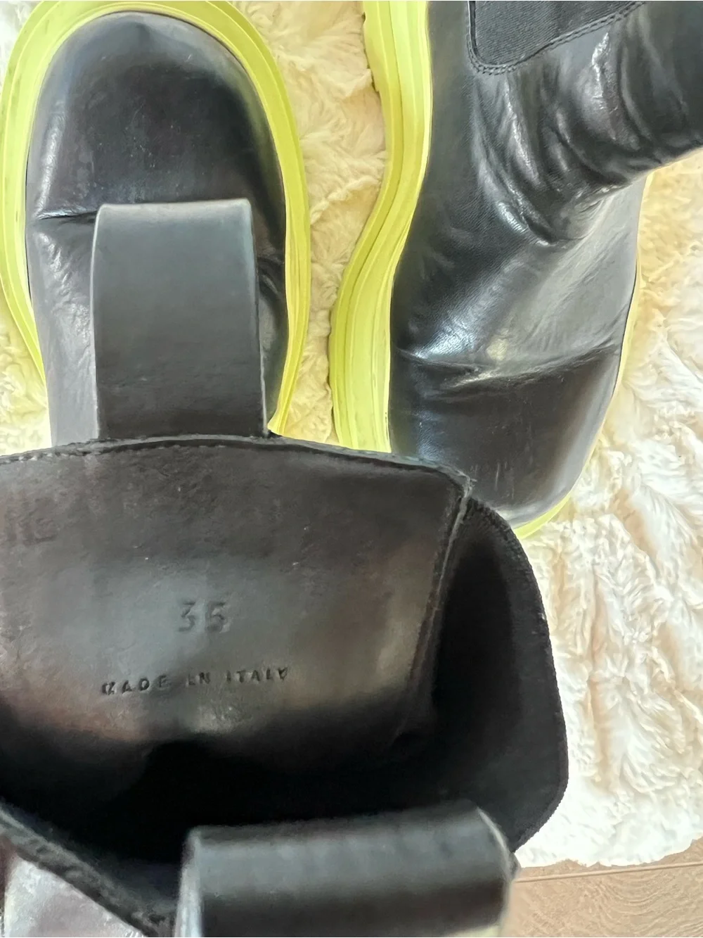 Bottega Veneta Women’s  Black Tire Leather Green  Platform Sole 35 excellent
